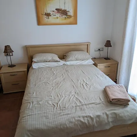 Villa Luxury With Heated Pool In