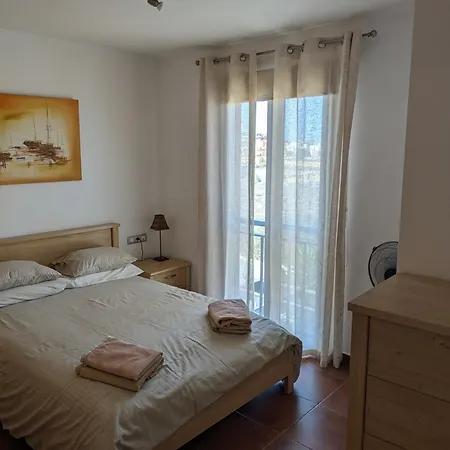 Luxury With Heated Pool In Κοραλέχο