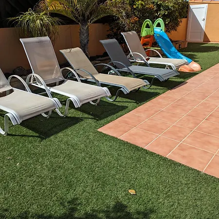 Luxury With Heated Pool In Βίλα