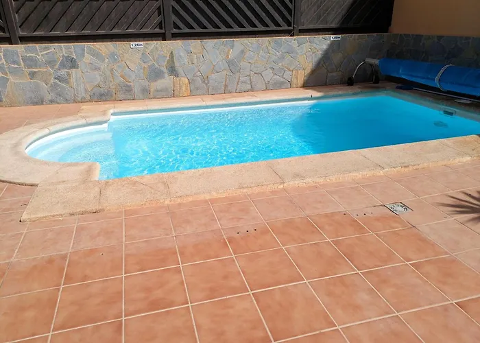 Luxury With Heated Pool In Villa *